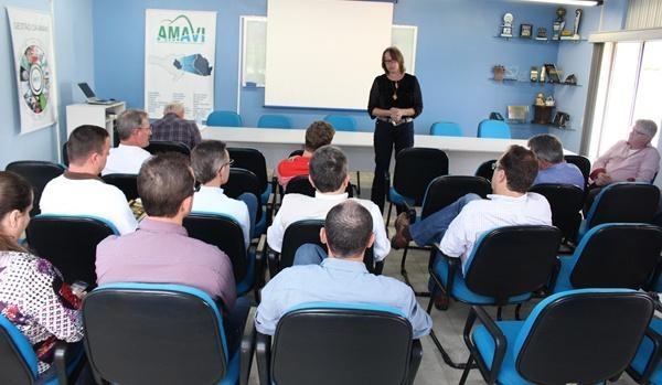 Entidades planejam novas ações prol da BR-470 