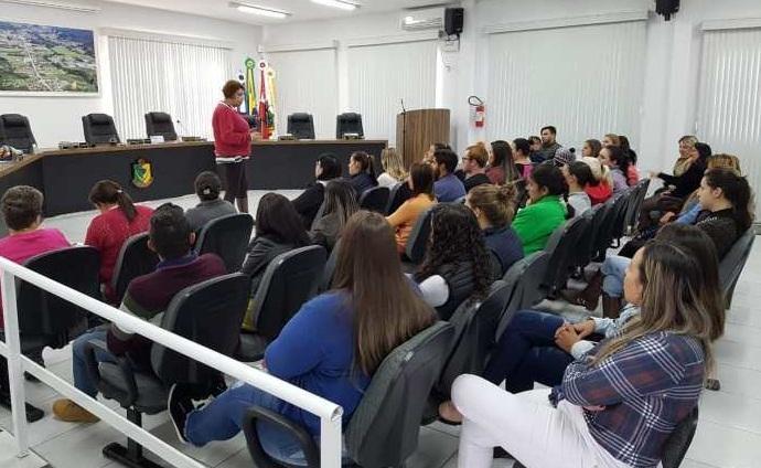 Ex-trabalhadores da Rovitex de Agrolândia querem reparação por demissão em massa 