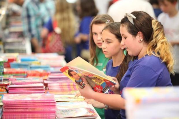 Feira do Livro de Rio do Sul abre nesta terça-feira com literatura, música, cinema, teatro e contação de histórias 
