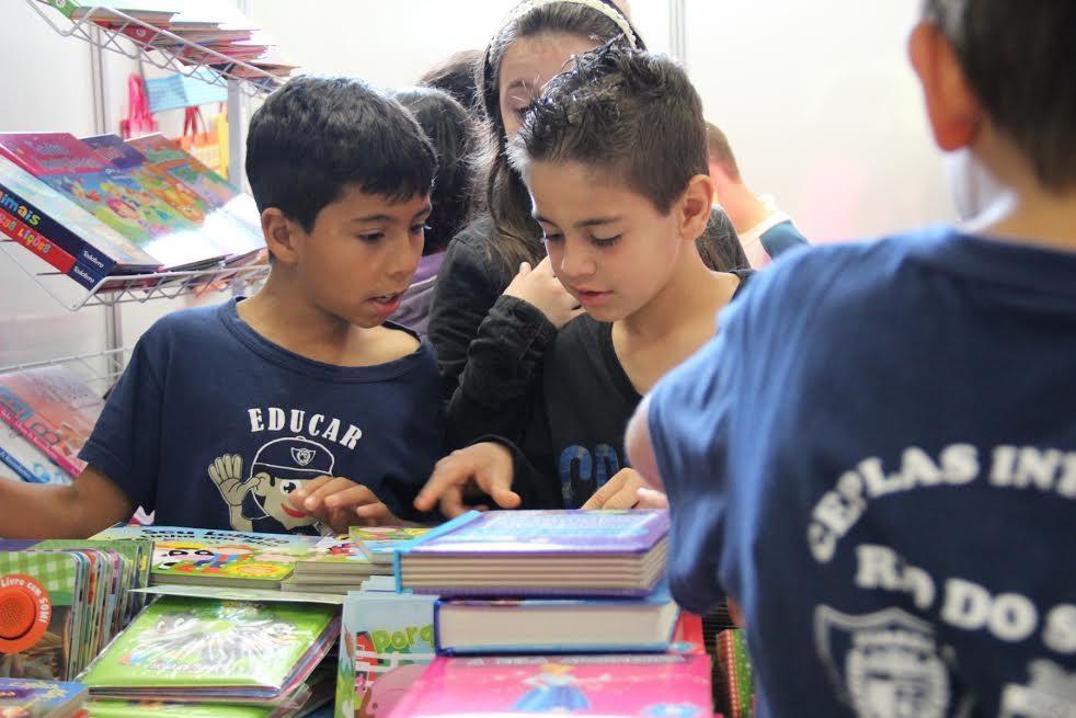 Feira do Livro de Rio do Sul terá a participação de Arnaldo Antunes 