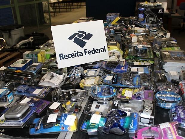 Fundação Hospitalar de Petrolândia promove bazar com mercadorias apreendidas pela Receita Federal 