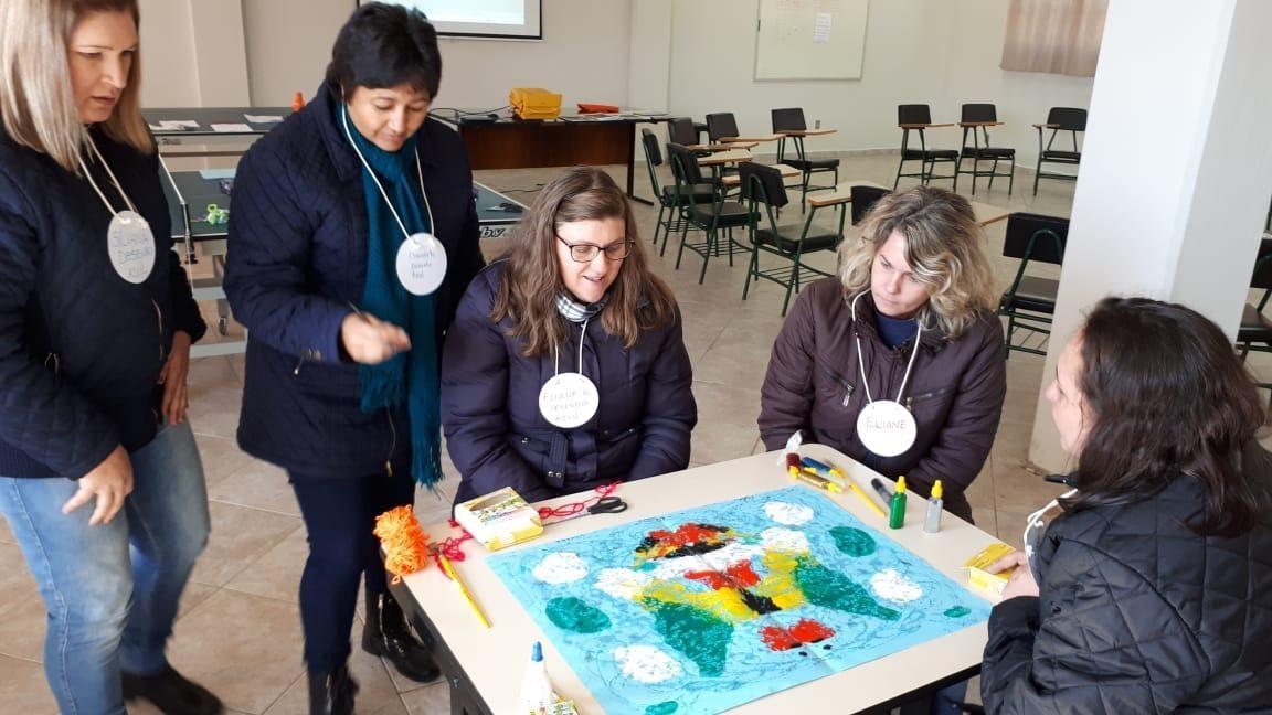 Fundação Roberto Marinho, do Grupo Globo de Comunicação, realiza dia de atividade pedagógica na Escola Mont’Alverne de Ituporanga