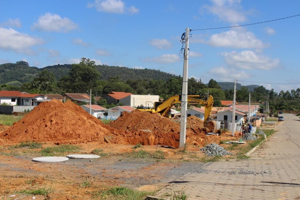 Inicia a construção de seis casas modulares pela Defesa Civil em Ituporanga