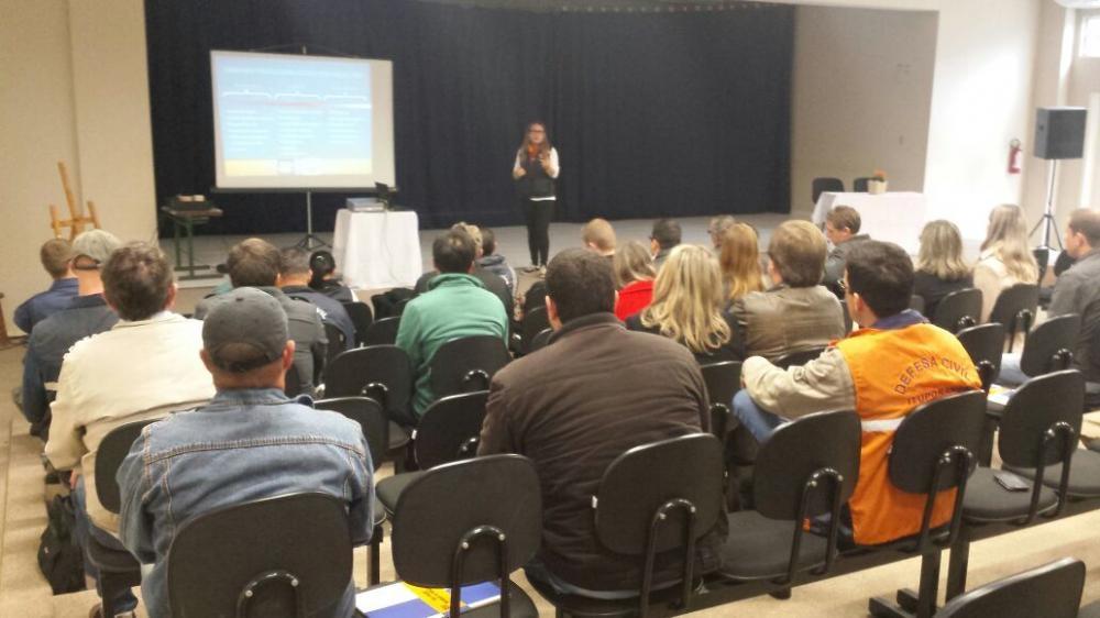 Ituporanga recebe coordenadores municipais da Defesa Civil para capacitação