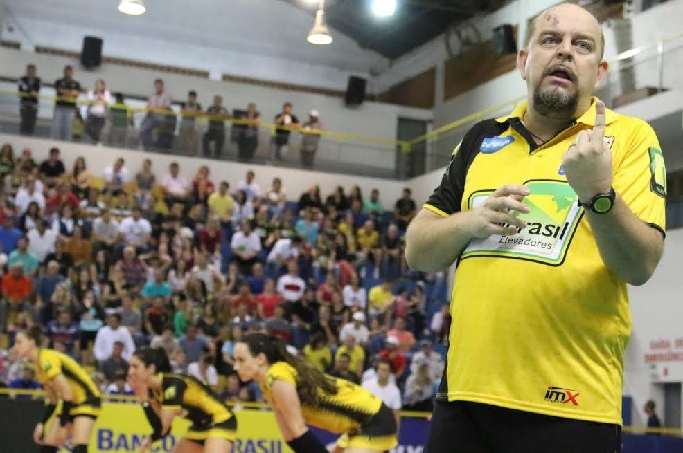 Jogando fora de casa Rio do Sul prega seriedade na Superliga 