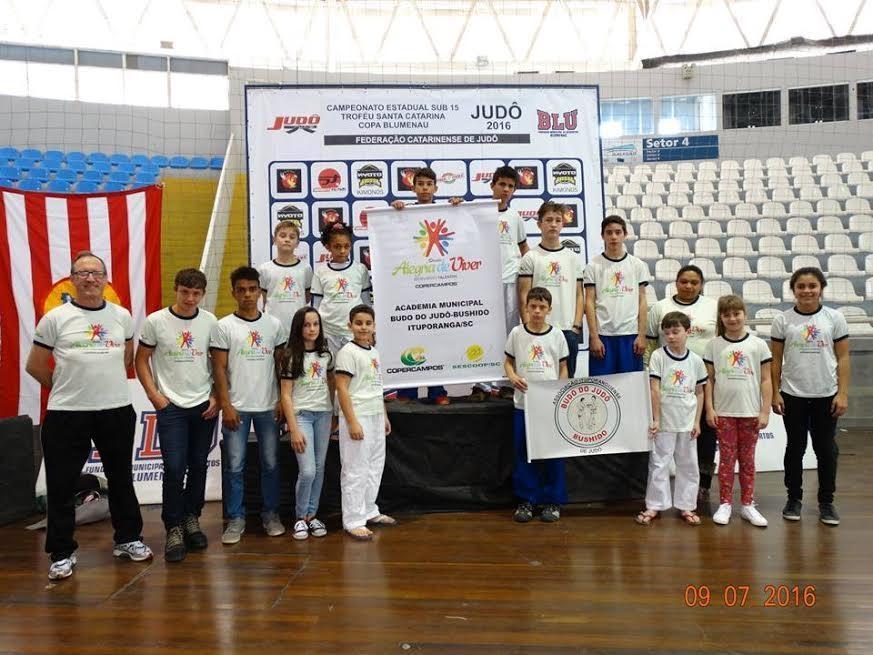 Judô de Ituporanga conquista medalhas de ouro em Etapa Estadual