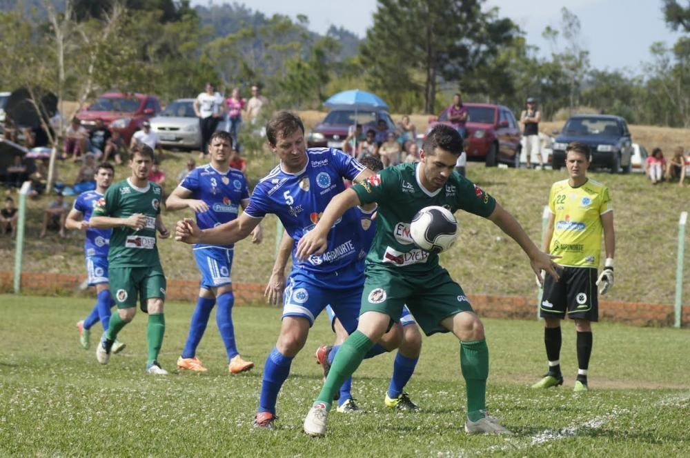 Liga Riosulense: Goleada fora de casa garante vantagem no jogo de ida 