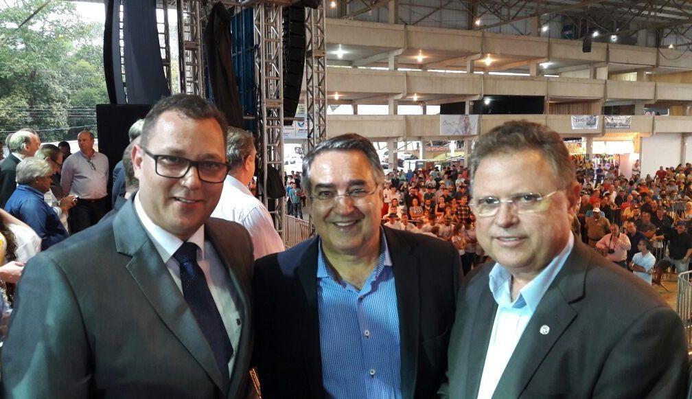 Ministro da Agricultura e Governador do Estado participam da abertura oficial da 24ª Expofeira Nacional da Cebola