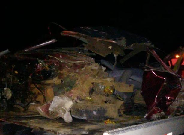 Motorista morre após bater carro em caminhão em Agronômica