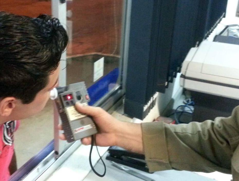 Mulher, marido e ex-marido, conduzindo veículos diferentes, são presos por embriaguez na mesma noite na BR 470