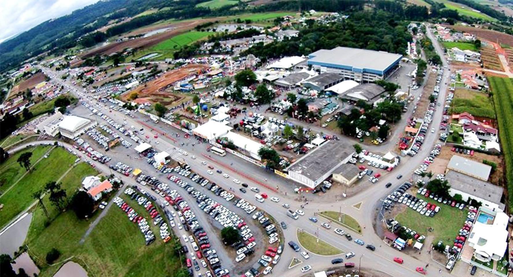 Nenhuma empresa apresenta proposta em licitação para Festa da Cebola