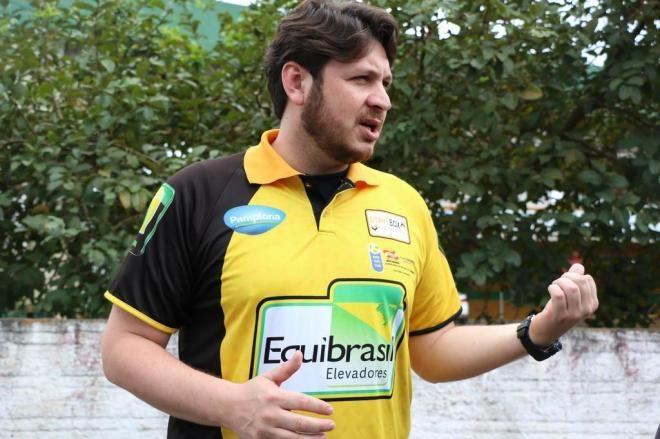Paranaense Fernando Bonatto é o novo técnico do vôlei de Rio do Sul 