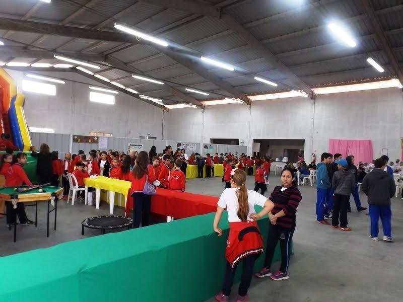 Petrolândia realiza Feira do Programa Jovens Empreendedores Primeiros Passos