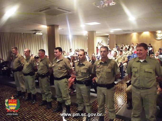 PM realiza solenidade de promoção de policiais em Rio do Sul