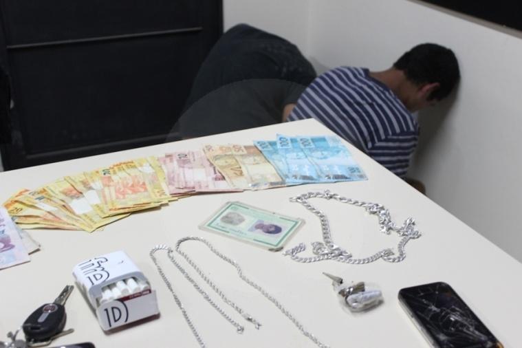 Polícia prende autores de furto no interior de Atalanta  