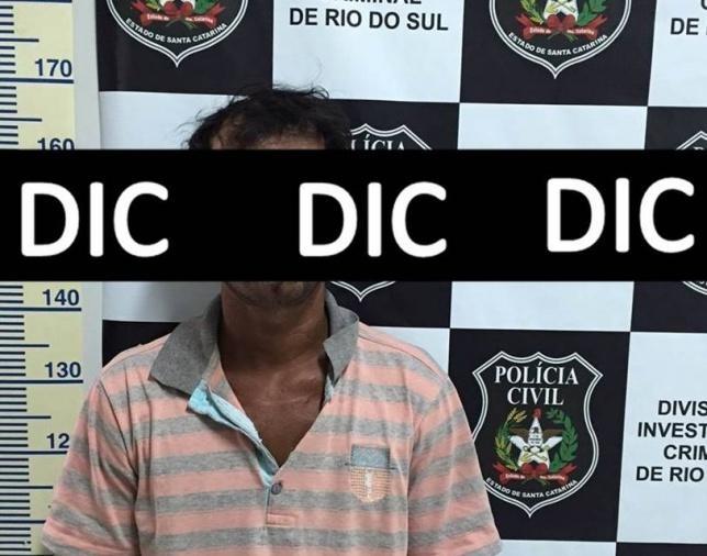 Polícia prende homem com três mandados de prisão em aberto 