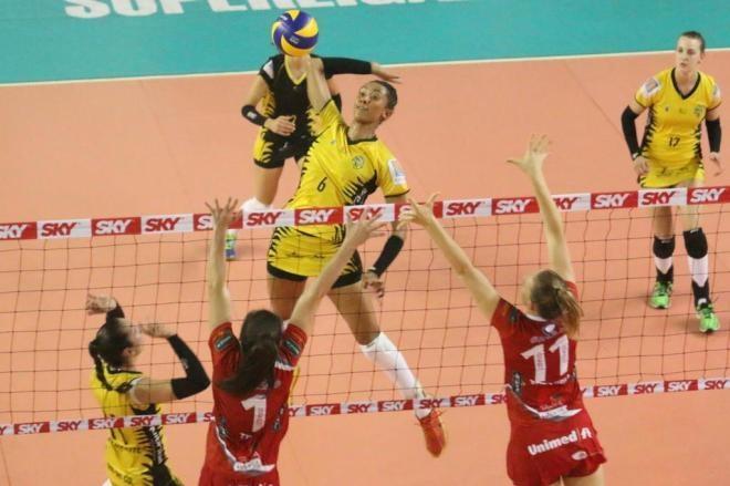 Rio do Sul perde para o Bauru pela Superliga feminina de vôlei 