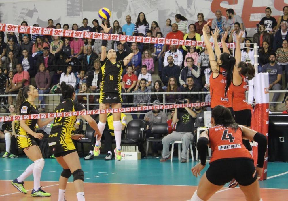 Rio do Sul supera início ruim e vence o Sesi-SP fora de casa na primeira rodada da Superliga