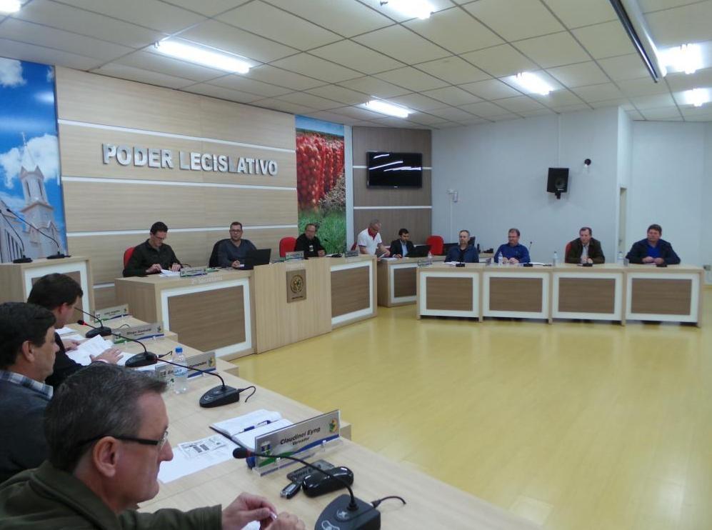 Secretario de Saúde comparece a câmara e esclarece dúvidas de vereadores em Ituporanga