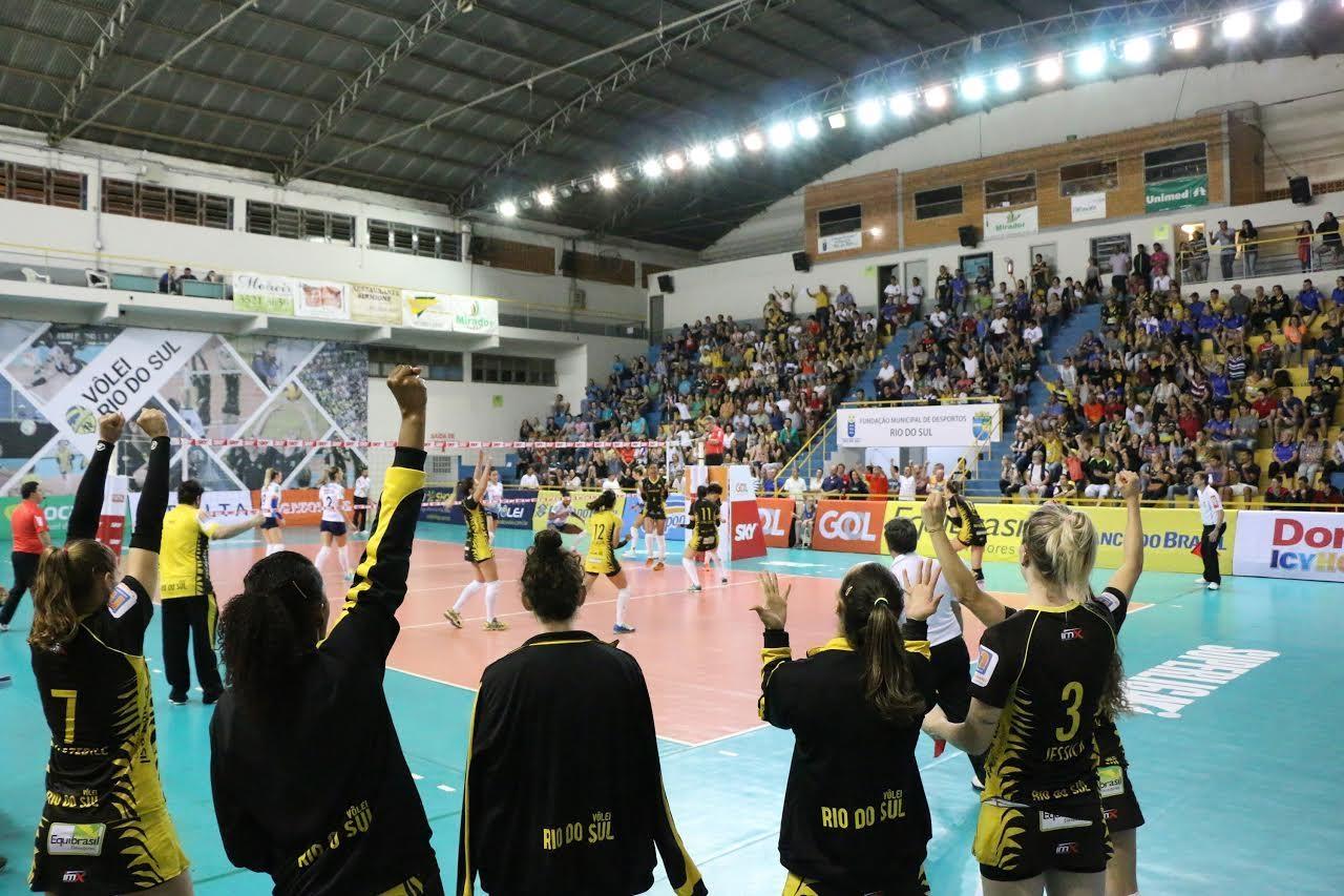 Superliga: Rio do Sul busca reação mas acaba perdendo no tie-break para o Minas 