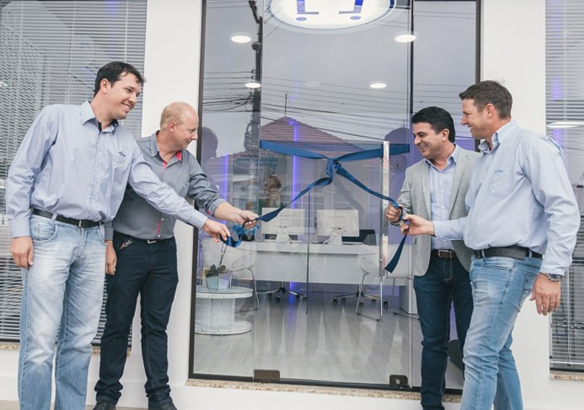 Unifique inaugura nova loja em Agrolândia e amplia rede de fibra óptica