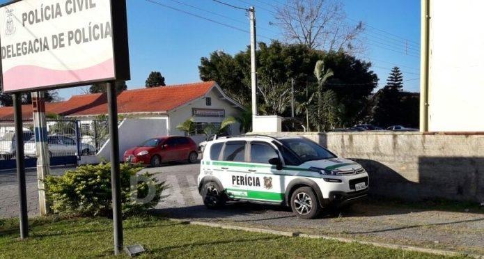 Veículo envolvido em acidente que matou jovem é periciado pela Polícia em Agrolândia 