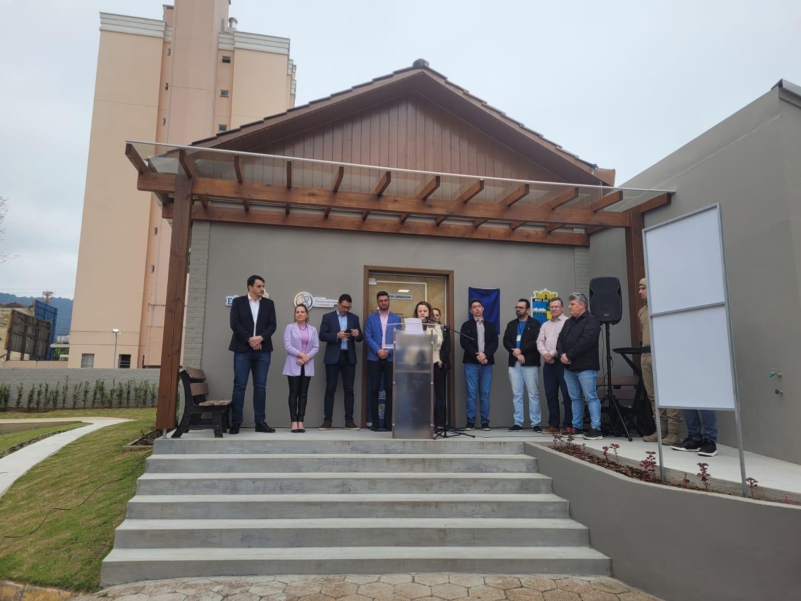 Nova Casa do Empreendedor e sede da Secretaria de Desenvolvimento Econômico são inauguradas em Rio do Sul
