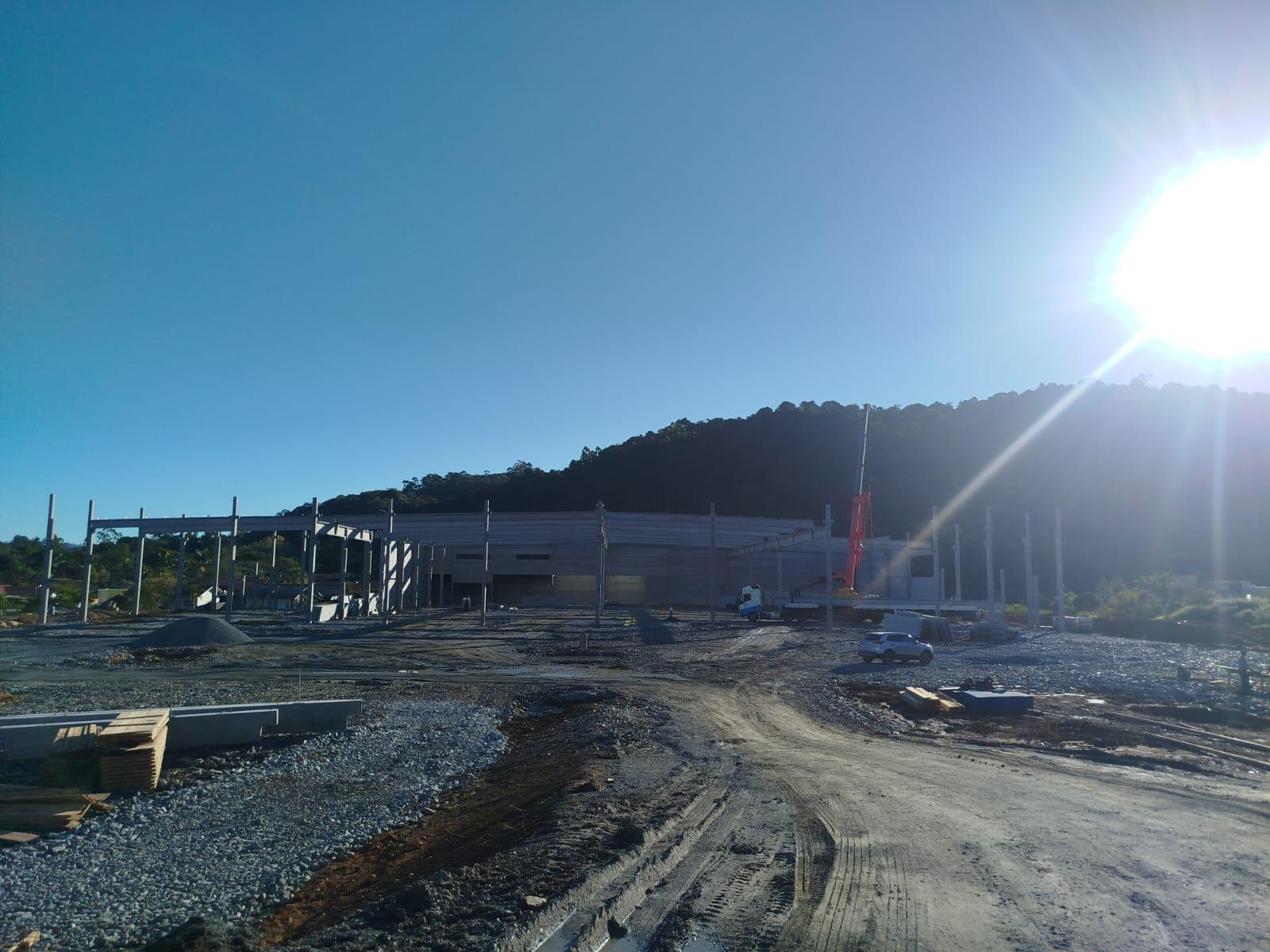 Novo atacarejo de Ituporanga deve gerar cerca de 100 empregos