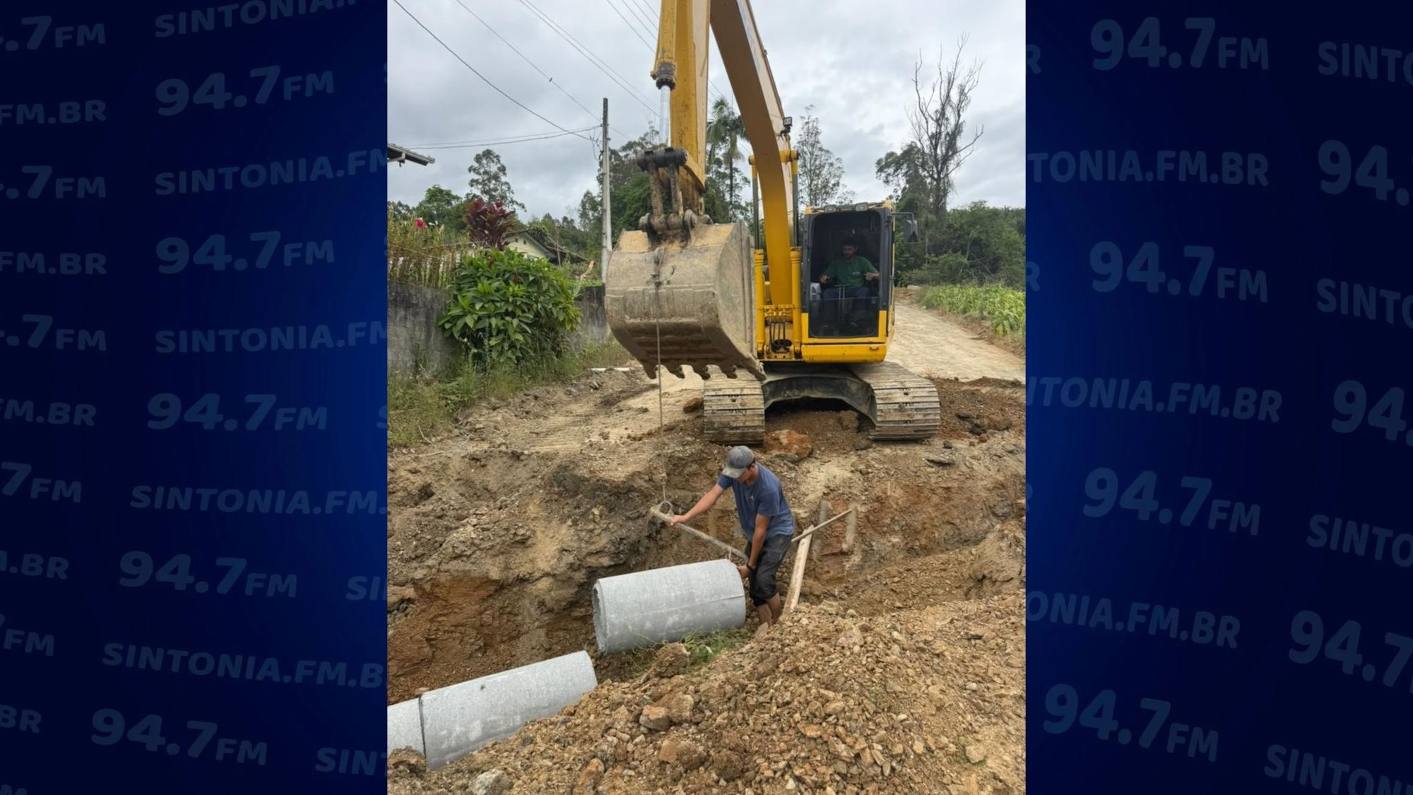 Obra de pavimentação no acesso a Santa Luiza prepara Vidal Ramos para crescer