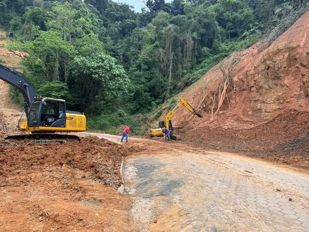 Obras de recuperação de vias avançam em Aurora 