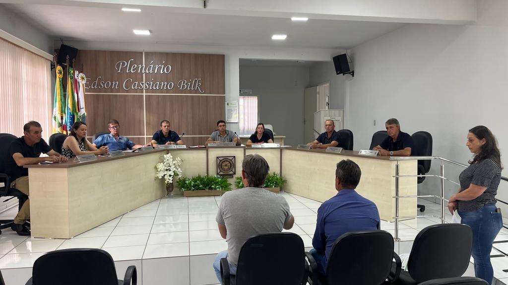 Obras em andamento em Chapadão do Lageado foram os principais assuntos debatidos na sessão desta terça-feira (21)