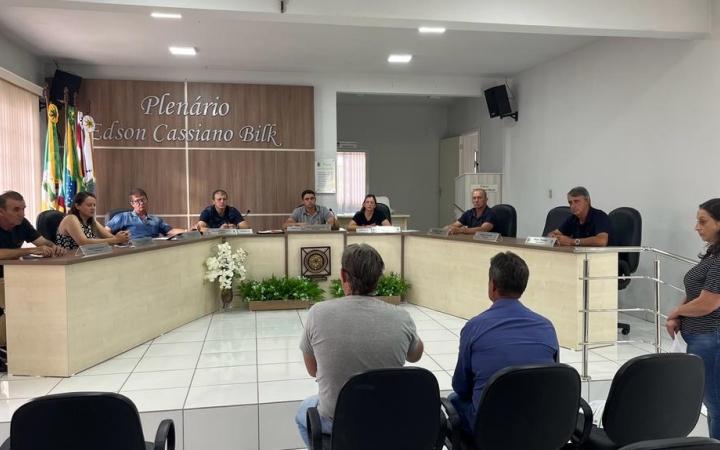 Obras em andamento em Chapadão do Lageado foram os principais assuntos debatidos na sessão desta terça-feira (21)