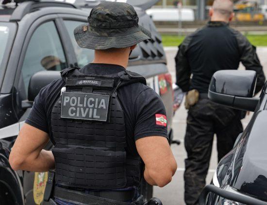 Operação com apoio da PC de Ituporanga mira quadrilha que furtava caminhonetes de luxo