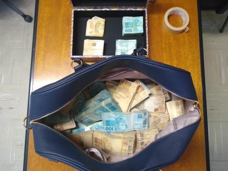 Operação #PC27 movimenta policiais civis em várias cidades de SC. Em Ituporanga três mandados de prisão foram cumpridos