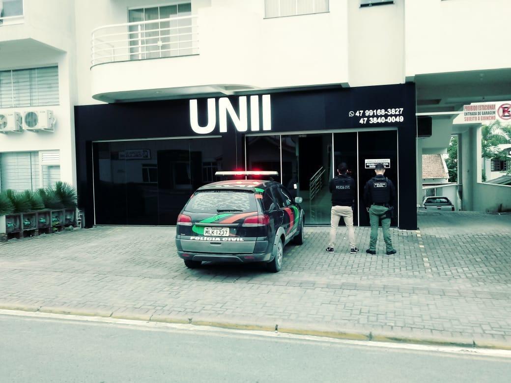 Operação Pedra Angular da Polícia Civil prende sócios da Unii Trading por pirâmide financeira e lavagem de dinheiro  Alto Vale