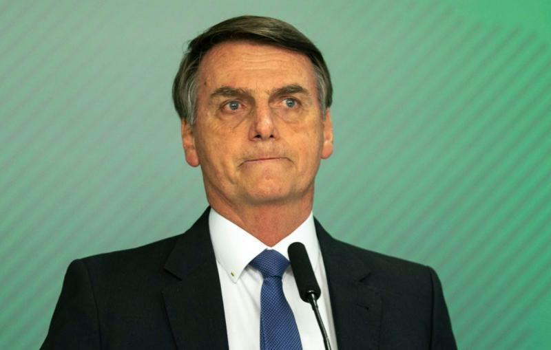 Oposição e aliado criticam Bolsonaro após publicações obscenas em rede social