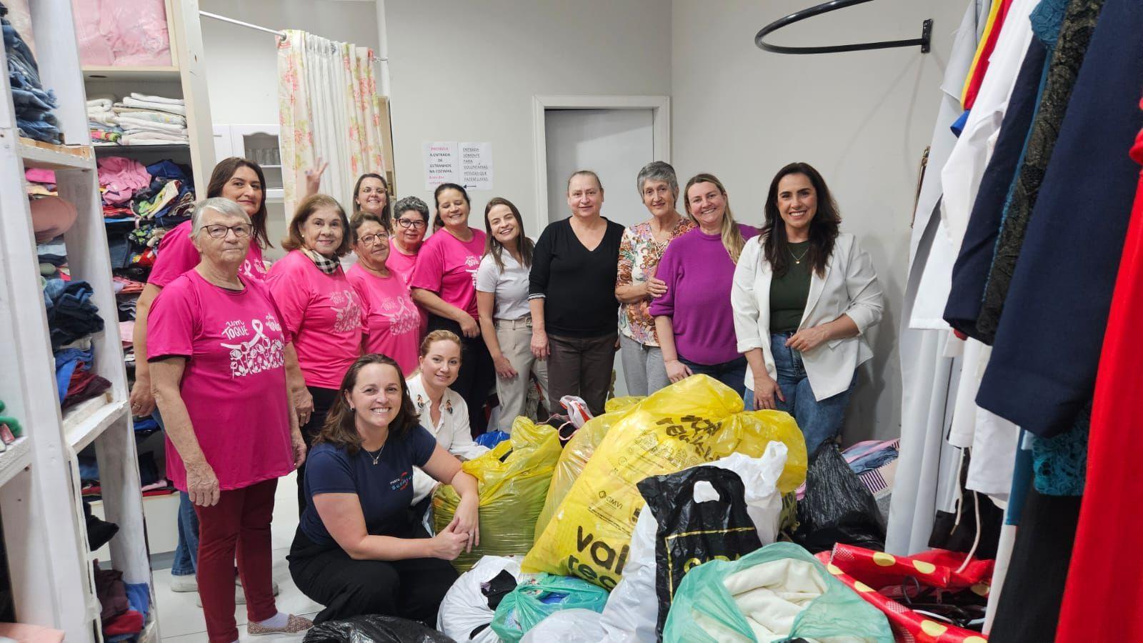 Outubro Rosa Solidário arrecada mil peças de roupas em Ituporanga