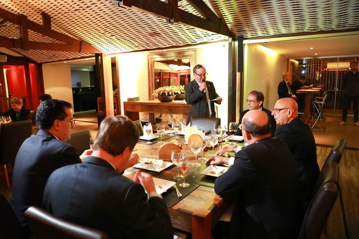 Parlamentares e líderes empresariais catarinenses se encontram em Brasília
