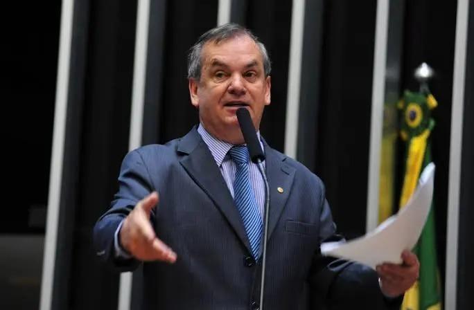 Peninha confirma articulação para ser suplente de Esperidião Amin