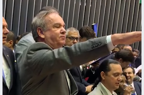 Peninha (MDB) assume novo mandato como Deputado Federal e afirma que ano será de mudanças