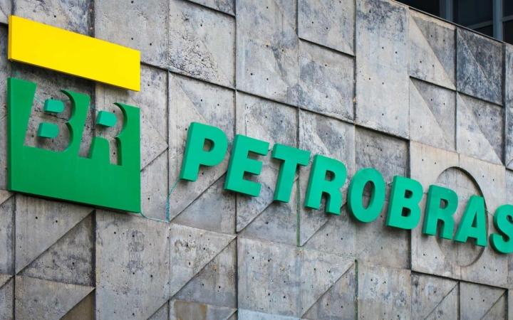 Petrobras reduz em R$ 0,18 o preço do litro do diesel para as distribuidoras