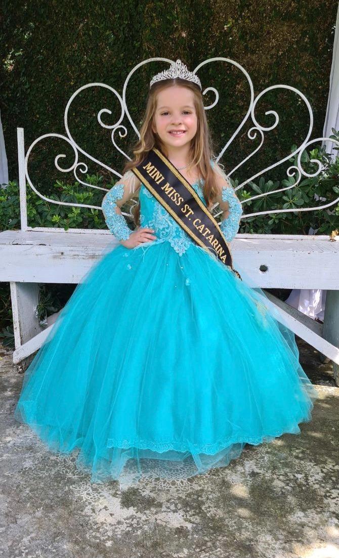 Petrolandense se classifica pra disputa do Mini Miss Brazil Model