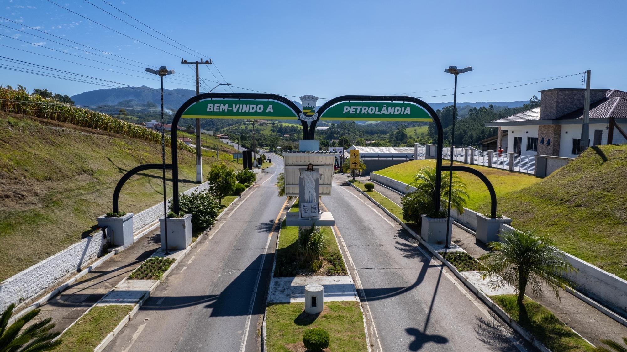 Petrolândia celebra 64 anos com feira, feijoada e programação cultural