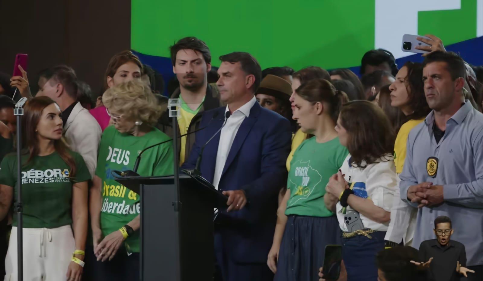 PL oficializa o nome de Flávio Bolsonaro à Presidência da República