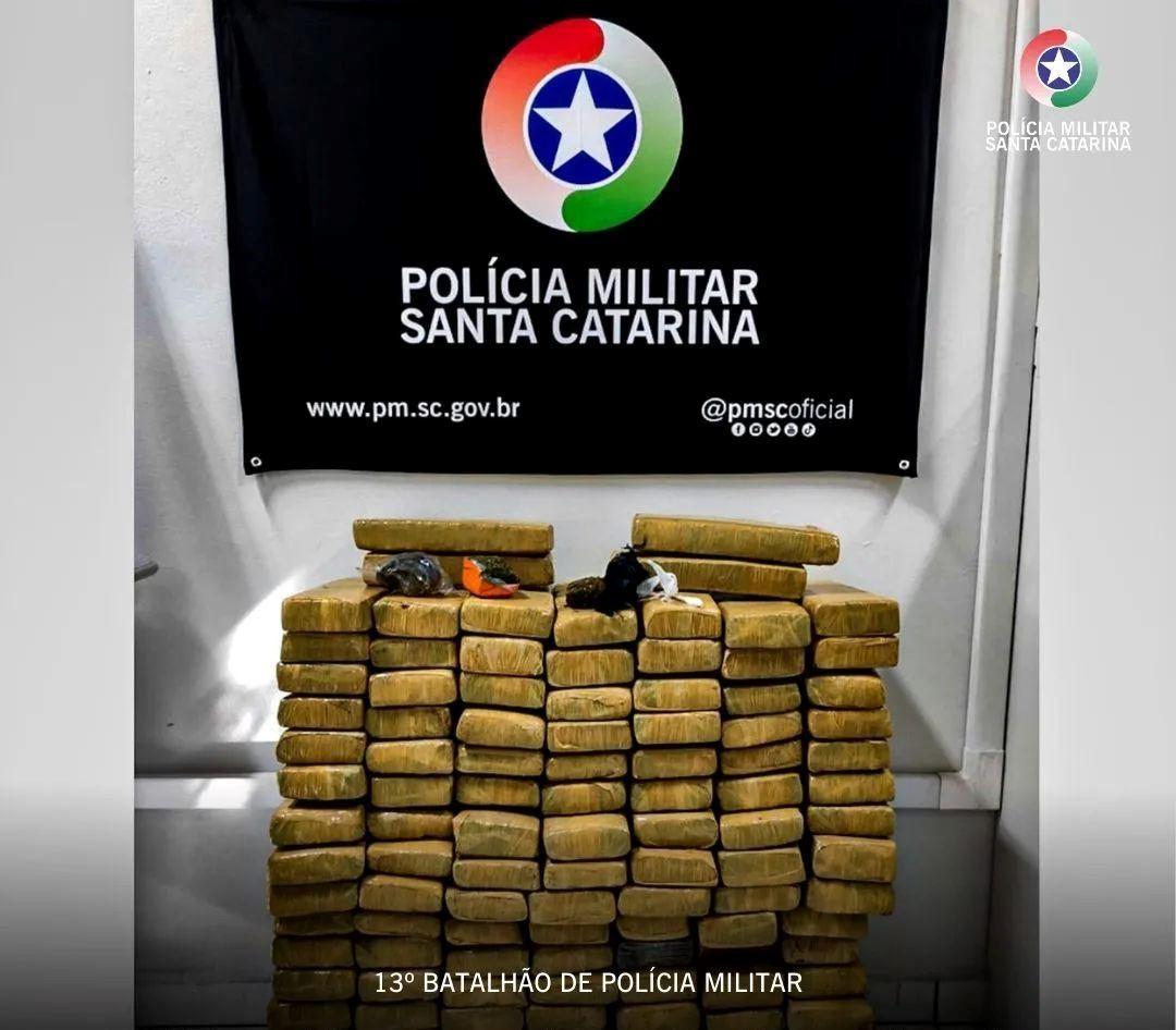 PM localiza mais de 100 kg de maconha no Alto Vale