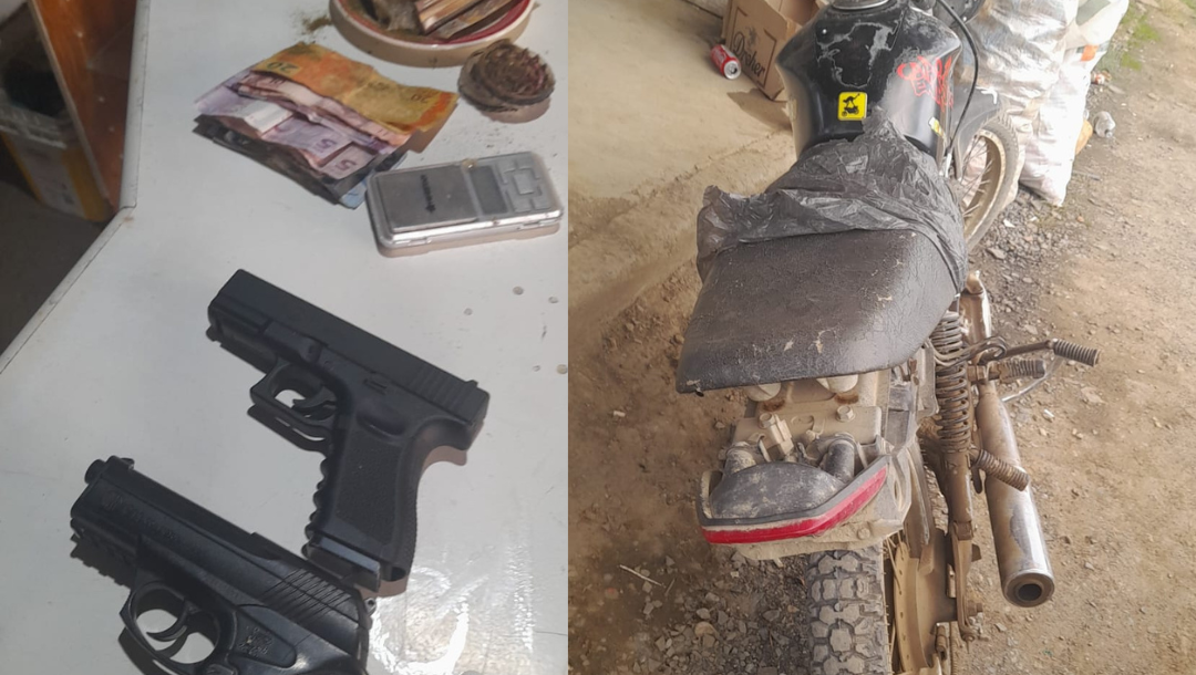 PM prende dois homens por tráfico de drogas e apreende simulacros de pistola em Alfredo Wagner
