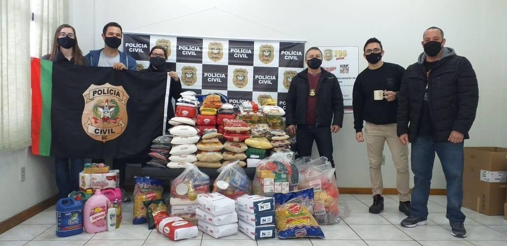 Polícia Civil arrecada mais de 300 quilos de alimentos em Ituporanga