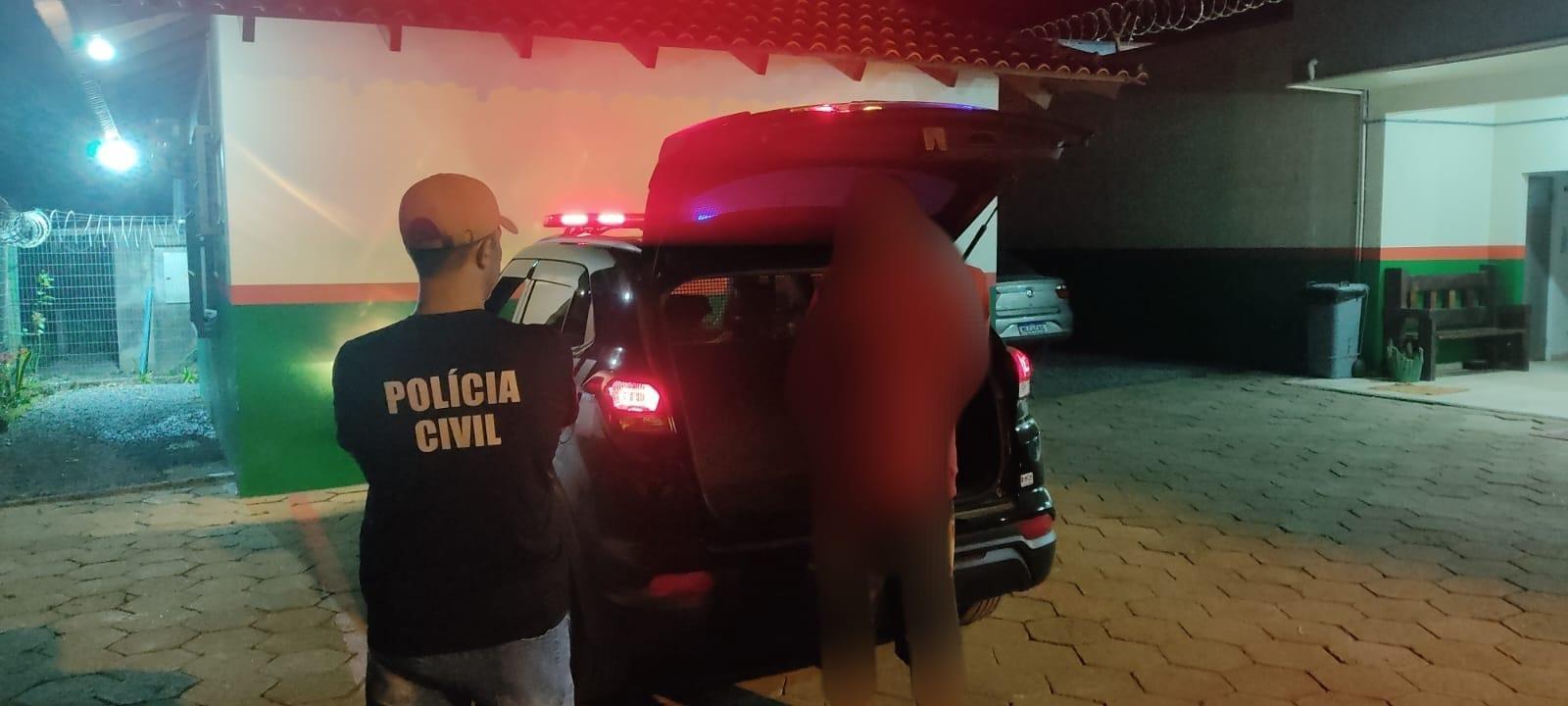 Polícia civil de Ituporanga recupera carro furtado e prende receptador
