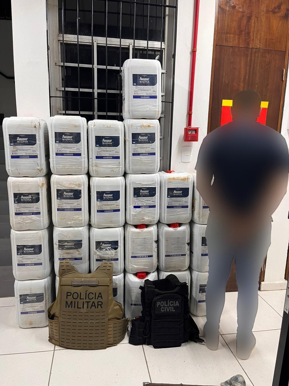  Polícia Civil e Polícia Militar de apreendem carga de agrotóxicos avaliada em R$ 60.000,00, após veículo fugir da PRF