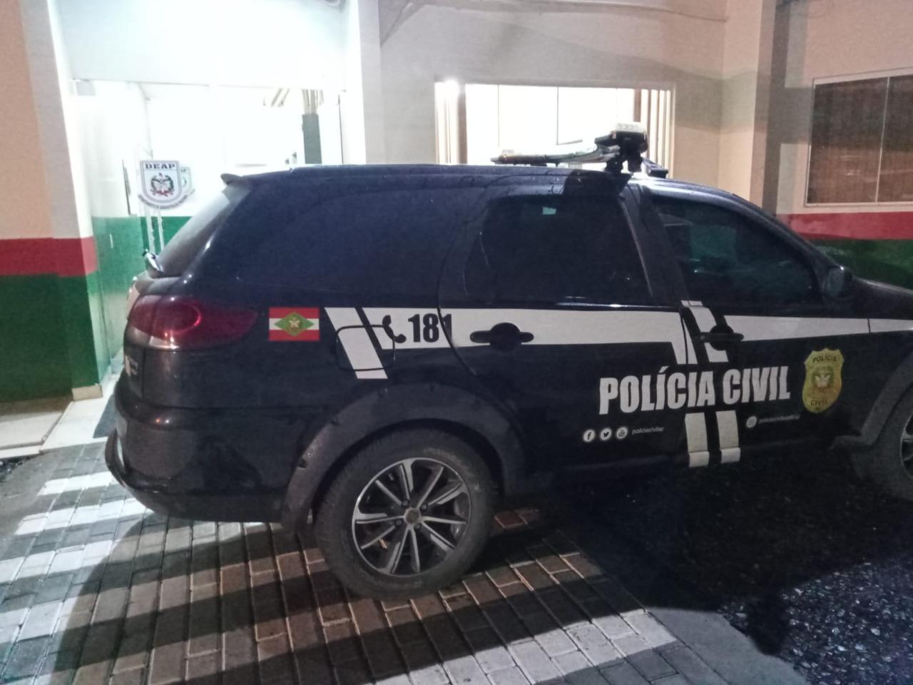 Polícia Civil prende homem por feminicídio em Alfredo Wagner 